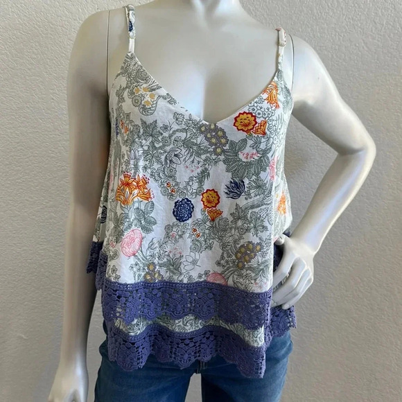 Floreat Loved by Anthroplogie Double Layer Crochet Trim Tiered Swing Tank Top - Picture 3 of 8